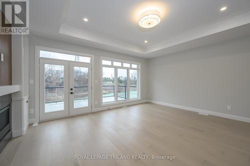 4225 Green Bend, London, ON - Indoor Photo Showing Other Room With Fireplace