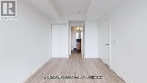 1023 - 1100 Sheppard Avenue W, Toronto, ON - Indoor Photo Showing Other Room