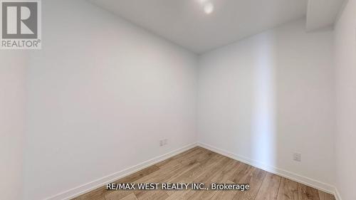 1023 - 1100 Sheppard Avenue W, Toronto, ON - Indoor Photo Showing Other Room