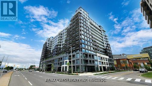 1023 - 1100 Sheppard Avenue W, Toronto, ON - Outdoor With Balcony With Facade