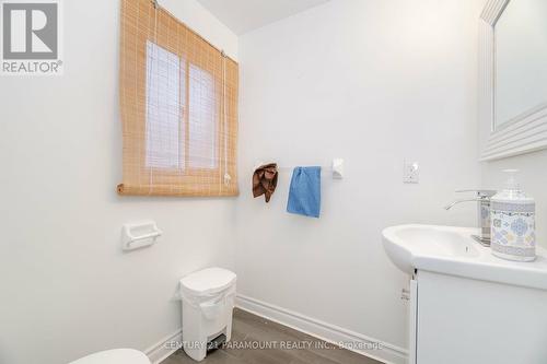 78 Periwinkle Street, Kitchener, ON - Indoor Photo Showing Bathroom