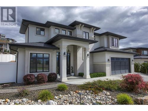 1373 Sladen Crescent, Kelowna, BC - Outdoor With Facade