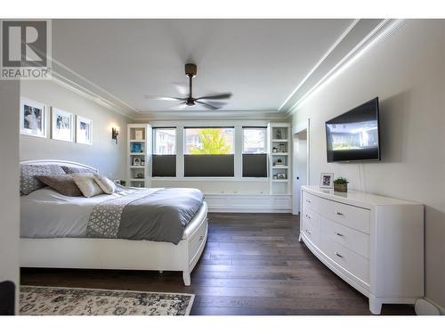 1373 Sladen Crescent, Kelowna, BC - Indoor Photo Showing Bedroom