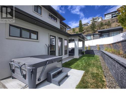 1373 Sladen Crescent, Kelowna, BC - Outdoor