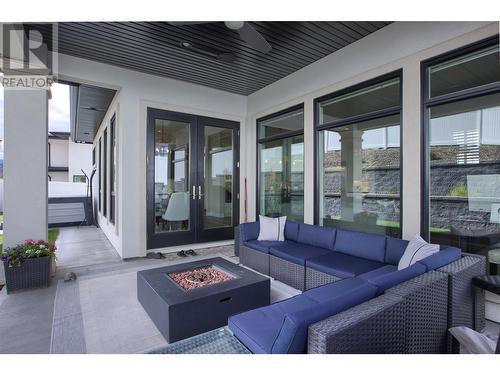 1373 Sladen Crescent, Kelowna, BC - Outdoor With Deck Patio Veranda