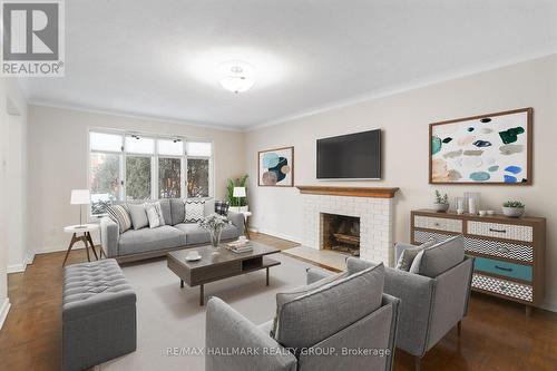 436 Mansfield Avenue, Ottawa, ON - Indoor Photo Showing Living Room With Fireplace