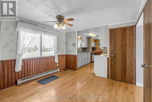 3875 County 45 Road, North Glengarry, ON - Indoor Photo Showing Kitchen