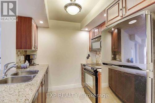 1322 - 500 Doris Avenue, Toronto, ON - Indoor Photo Showing Kitchen With Double Sink