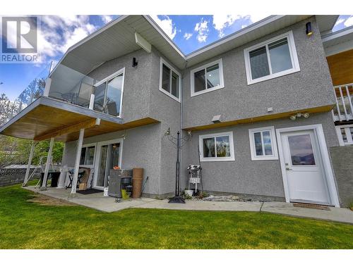 3951 Lakeside Road, Penticton, BC - Outdoor