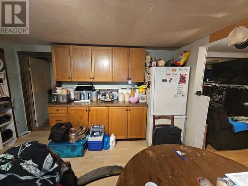 118 Warwick Street, Neville, SK - Indoor Photo Showing Kitchen