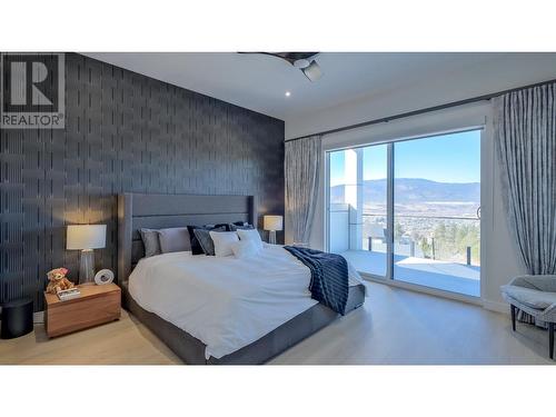 182 Avery Place, Penticton, BC - Indoor Photo Showing Bedroom