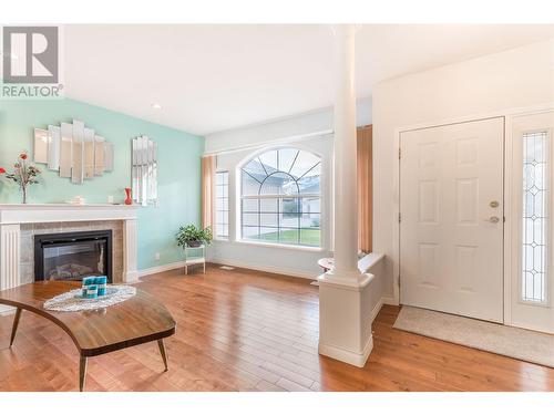 9800 Turner Street Unit# 32, Summerland, BC - Indoor Photo Showing Living Room With Fireplace