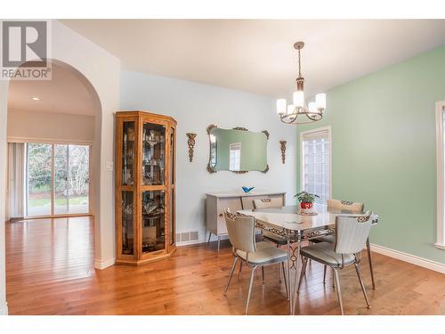 9800 Turner Street Unit# 32, Summerland, BC - Indoor Photo Showing Dining Room