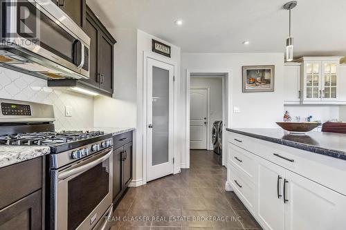 51 Mcguire Crescent, Tillsonburg, ON - Indoor Photo Showing Kitchen With Upgraded Kitchen