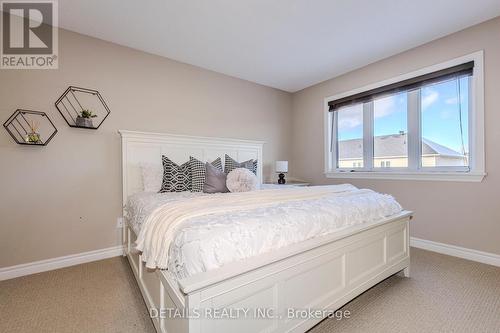 53 Madelon Drive, Ottawa, ON - Indoor Photo Showing Bedroom