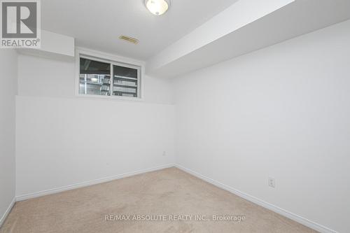 242 Gershwin, Ottawa, ON - Indoor Photo Showing Other Room