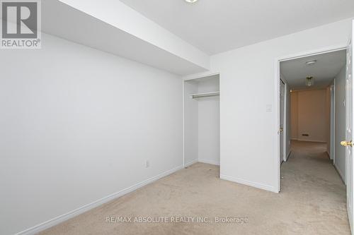 242 Gershwin, Ottawa, ON - Indoor Photo Showing Other Room