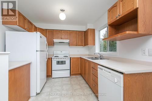 242 Gershwin, Ottawa, ON - Indoor Photo Showing Kitchen With Double Sink