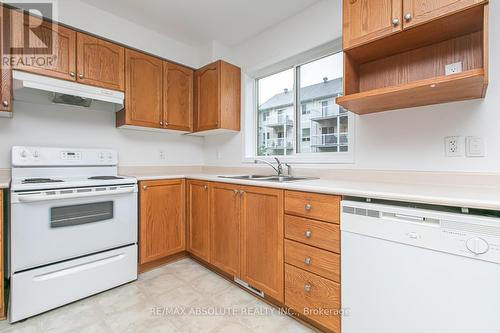 242 Gershwin, Ottawa, ON - Indoor Photo Showing Kitchen With Double Sink