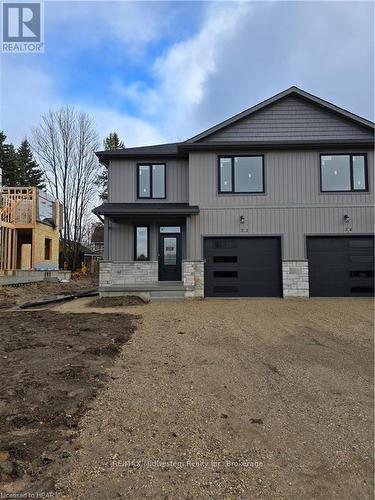 32 Roberts Street, Huron East (Seaforth), ON - Outdoor With Facade