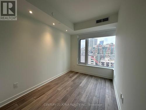 1101 - 11 Yorkville Avenue, Toronto, ON - Indoor Photo Showing Other Room