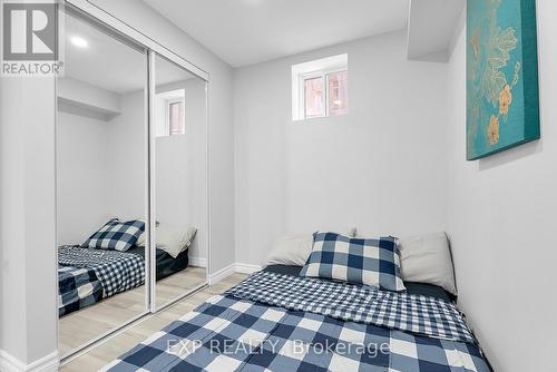 88 Waverley Road, Clarington, ON - Indoor Photo Showing Bedroom