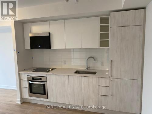 3320 - 2031 Kennedy Road, Toronto, ON - Indoor Photo Showing Kitchen