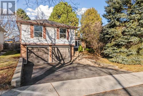 6 Guthrie Crescent, Whitby, ON - Outdoor