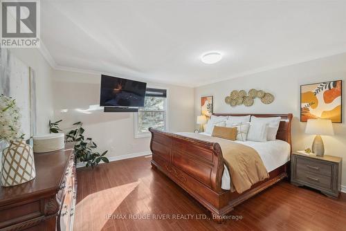 6 Guthrie Crescent, Whitby, ON - Indoor Photo Showing Bedroom