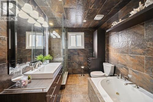 6 Guthrie Crescent, Whitby, ON - Indoor Photo Showing Bathroom