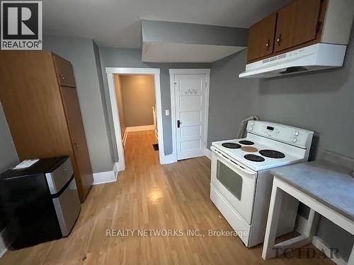 210 Laidlaw Street, Timmins, ON - Indoor Photo Showing Kitchen