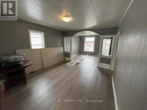 208 Laidlaw Street, Timmins, ON - Indoor Photo Showing Other Room