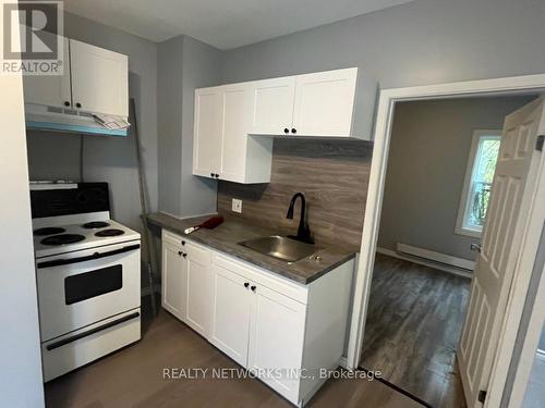 208 Laidlaw Street, Timmins, ON - Indoor Photo Showing Kitchen