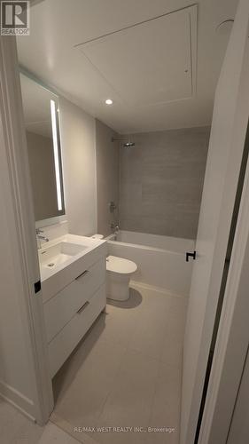 408 - 308 Jarvis Street, Toronto, ON - Indoor Photo Showing Bathroom