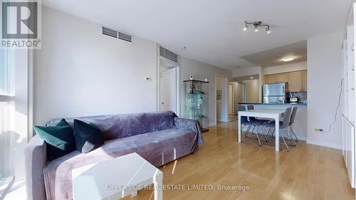 2507 - 4978 Yonge Street, Toronto, ON - Indoor Photo Showing Living Room