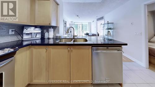 2507 - 4978 Yonge Street, Toronto, ON - Indoor Photo Showing Kitchen With Double Sink