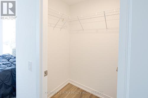 1915 - 82 Dalhousie Street, Toronto, ON - Indoor With Storage