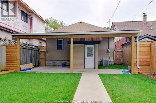 1076 Janette Avenue Unit# Lower, Windsor, ON - Outdoor With Exterior