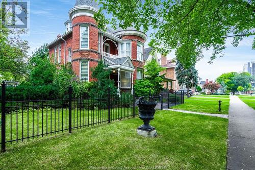 719 Victoria Avenue, Windsor, ON - Outdoor