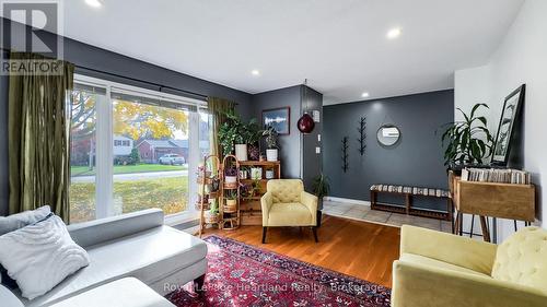 138 Sunset Drive, Goderich (Goderich Town), ON - Indoor Photo Showing Living Room