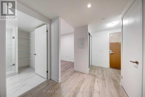 1801 - 138 Downes Avenue, Toronto, ON - Indoor Photo Showing Other Room