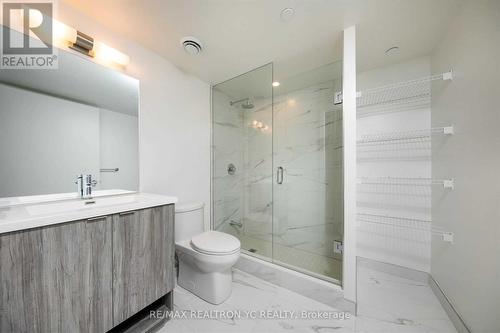 1801 - 138 Downes Avenue, Toronto, ON - Indoor Photo Showing Bathroom