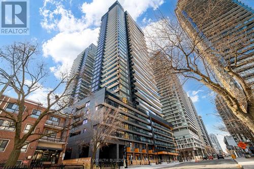 309 - 117 Broadway Avenue N, Toronto, ON - Outdoor With Facade