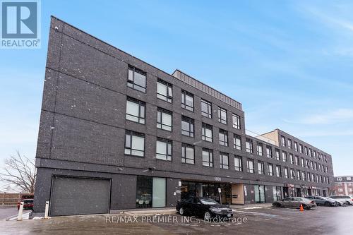 212 - 1800 Simcoe Street N, Oshawa, ON - Outdoor