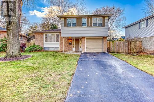 468 Anthony Drive, Oakville, ON - Outdoor With Facade