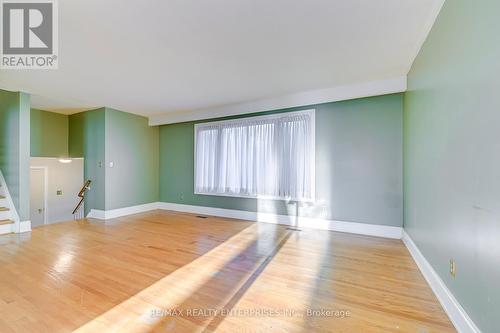 468 Anthony Drive, Oakville, ON - Indoor Photo Showing Other Room