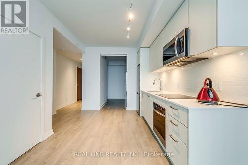 1809 - 1926 Lakeshore Boulevard W, Toronto, ON - Indoor Photo Showing Kitchen