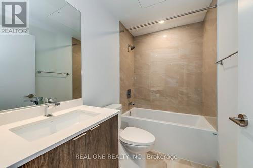 1809 - 1926 Lakeshore Boulevard W, Toronto, ON - Indoor Photo Showing Bathroom