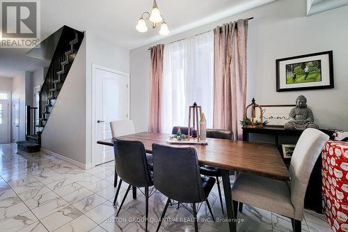 33 Fairgrounds Drive, Hamilton, ON - Indoor Photo Showing Dining Room