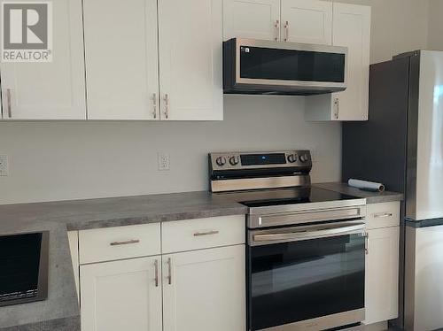 56 Joseph, North Bay, ON - Indoor Photo Showing Kitchen